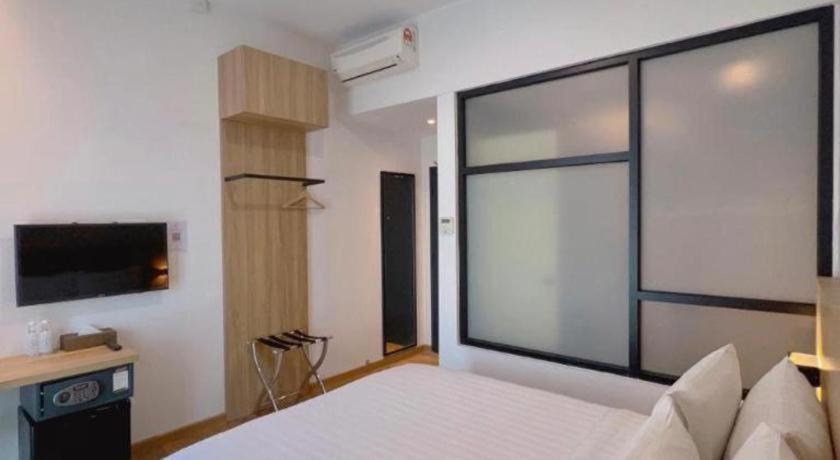 Hotel S 3*
