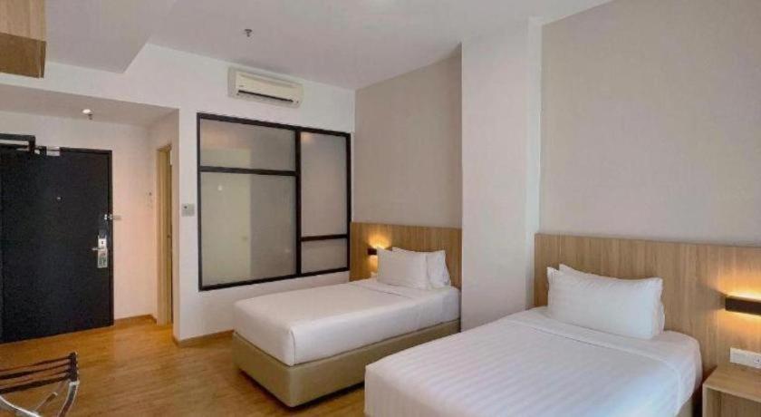 S Hotel